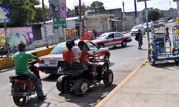 ¡Violento atraco a dos estudiantes!