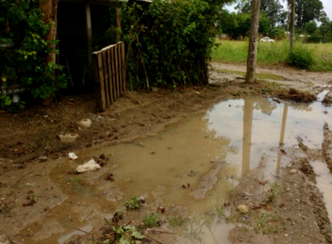 Claman drenaje pluvial en la Arboledas