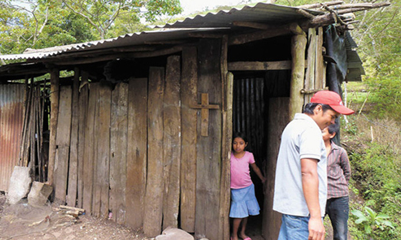 Viven en la pobreza 90% de familias