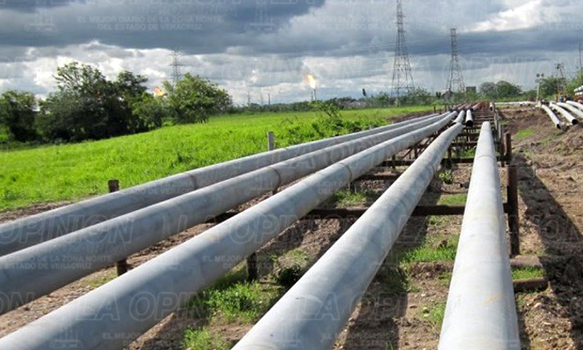 Nuevo poliducto para un muelle en Tuxpan