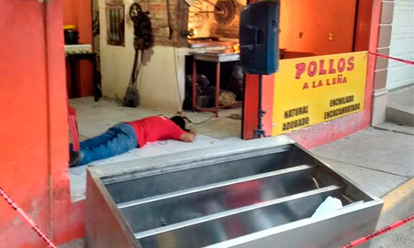 Matan a tiros a empleado de rosticería