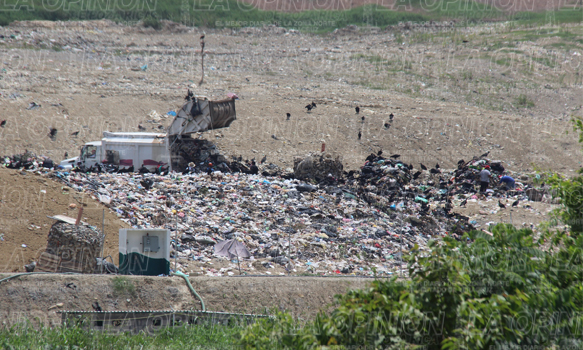 Cierran paso al relleno sanitario