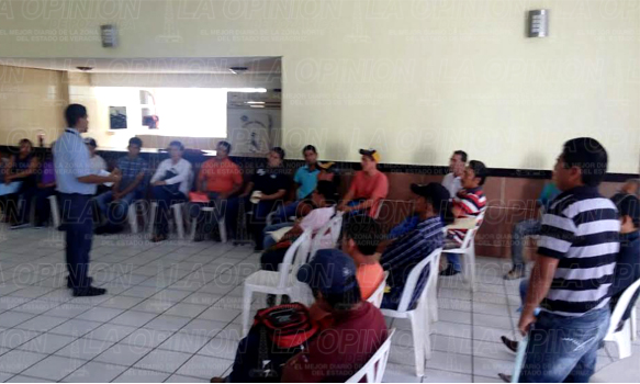 Ofertan más de 80 empleos a tihuatecos