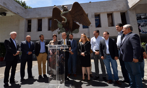 No voten a favor de la banda de ladrones: Miguel Ángel