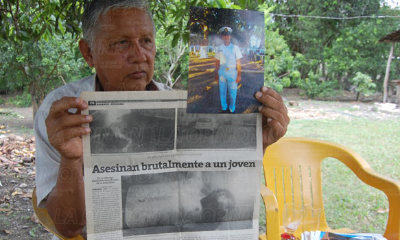 Clama justicia padre de cadete asesinado
