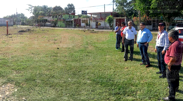 A revisión los campos del Cuatro y Medio