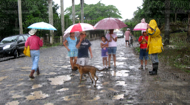 Decenas de familias en riesgo