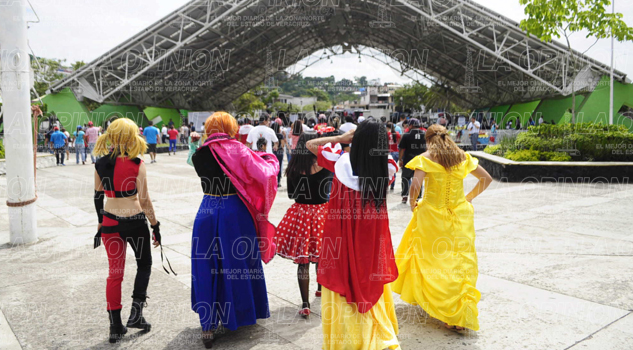 Alumnos solicitan cambio de identidad