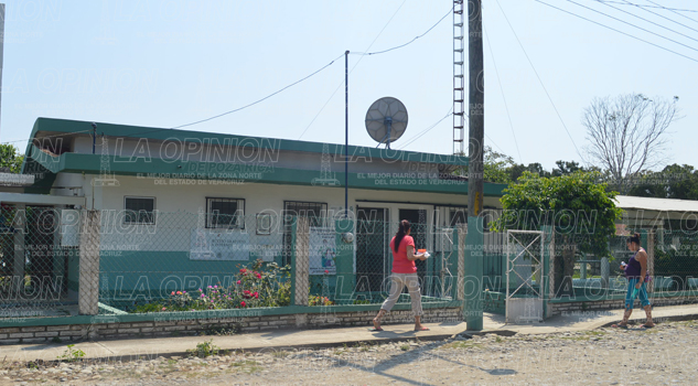 Doctores abandonan Unidad Médica Rural por estar lejos