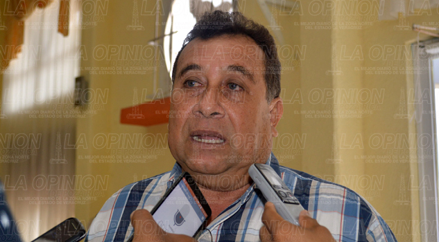 Mil familias viven en terrenos de Pemex