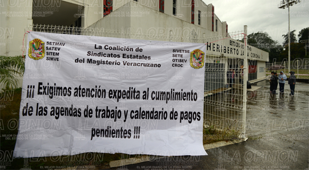 Toman direcciones para exigir pagos