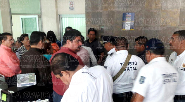 Piden alto a las mochadas de las grúas