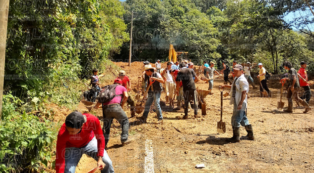 Desabasto de víveres en comunidad de Huauchinango