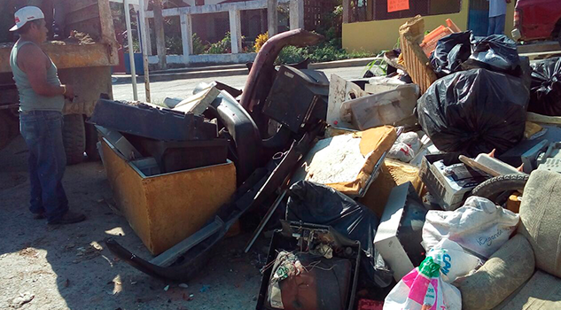 Da inicio mega recolección criadero mosco cacharros