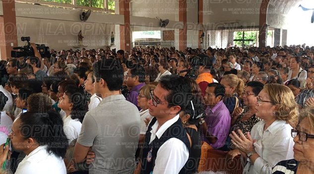 Comunidad católica organiza marcha comunidad-catolica-marcha