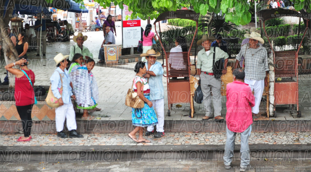 Desapercibido-Día de la Mujer Indígena