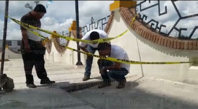 Mural Homenaje a la Cultura Totonaca en riesgo en-riesgo-el-mural-homenaje-a-la-cultura-totonaca