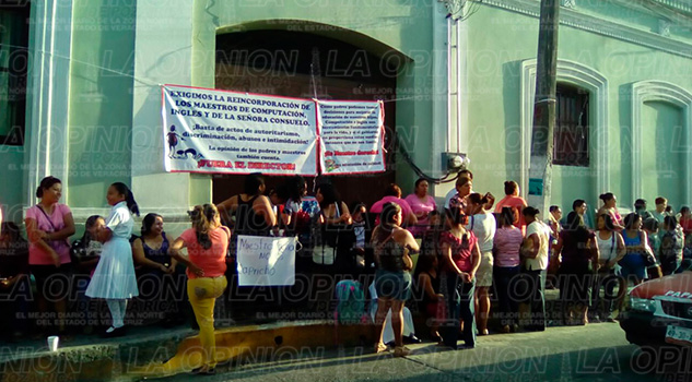 primaria-cerrada-padres-de-familia