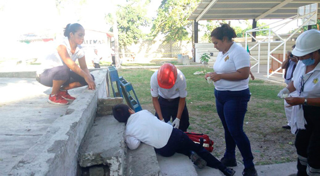 simulacro-evacuacion-sismo-ninos-lesionados