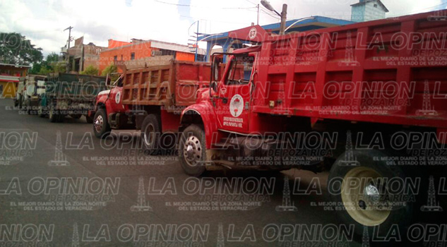 Trabajadores se manifiestan afuera de la PGR trabajadores-manifestacion-construccion-pgr