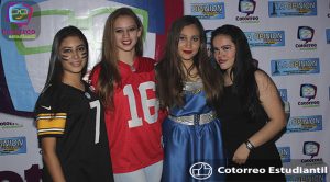 Weekend Tour: Galería fiesta de disfraces de Planilla Red Sealers