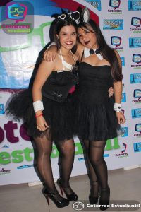 Weekend Tour: Galería fiesta de disfraces de Planilla Red Sealers