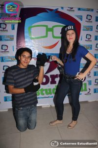 Weekend Tour: Galería fiesta de disfraces de Planilla Red Sealers