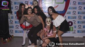 Weekend Tour: Galería fiesta de disfraces de Planilla Red Sealers