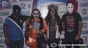 Weekend Tour: Galería fiesta de disfraces de Planilla Red Sealers