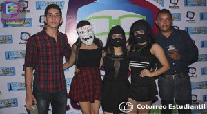 Weekend Tour: Galería fiesta de disfraces de Planilla Red Sealers