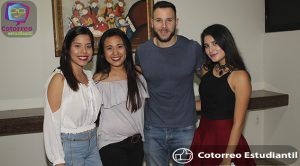 Weekend Tour: Galería fiesta de disfraces de Planilla Red Sealers