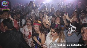 Weekend Tour: Galería fiesta de disfraces de Planilla Red Sealers