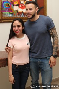 Weekend Tour: Galería fiesta de disfraces de Planilla Red Sealers