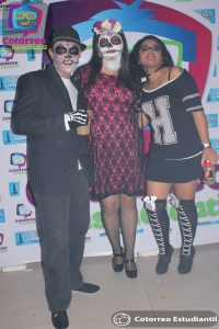 Weekend Tour: Galería fiesta de disfraces de Planilla Red Sealers