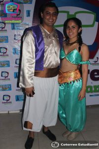 Weekend Tour: Galería fiesta de disfraces de Planilla Red Sealers