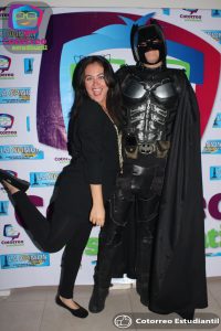 Weekend Tour: Galería fiesta de disfraces de Planilla Red Sealers