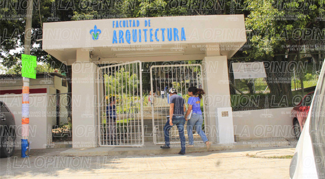 Afectan adeudos a la UV afectan-adeudos-a-la-uv