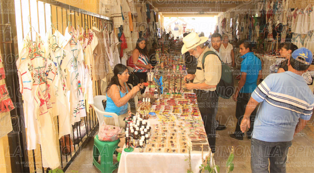 Artesanos ocuparán pasillo del palacio artesanos-ocuparan-pasillo-del-palacio