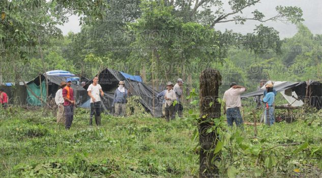 Caen paracaidistas en el rancho El Cabellal caen-paracaidistas-en-el-rancho-el-cabellal