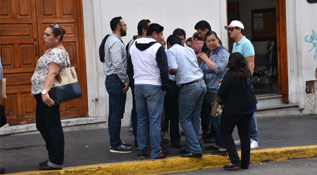 Paran burócratas; hasta a los auditores les deben desde-hace-dos-meses-la-secretaria-de-finanzas-y-planeacion-sefiplan-ha-retenido-los-recursos-de-salarios-federalizados-a-trabajadores-de-la-contraloria-general-del-estado