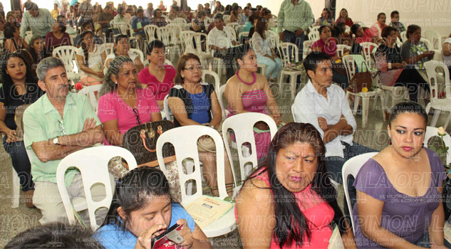 Dirigentes del SNTE abandonan a maestros dirigentes-del-snte-abandonan-a-maestros