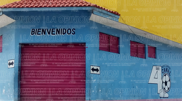 Empleadas de bares desairan plática de salud empleadas-de-bares-desairan-platica-de-salud