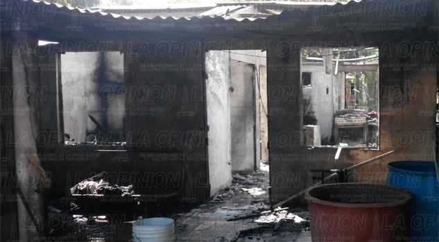 Fuego acaba con vivienda fuego-acaba-con-vivienda