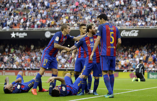 Messi explota contra aficionados tras botellazo en Mestalla