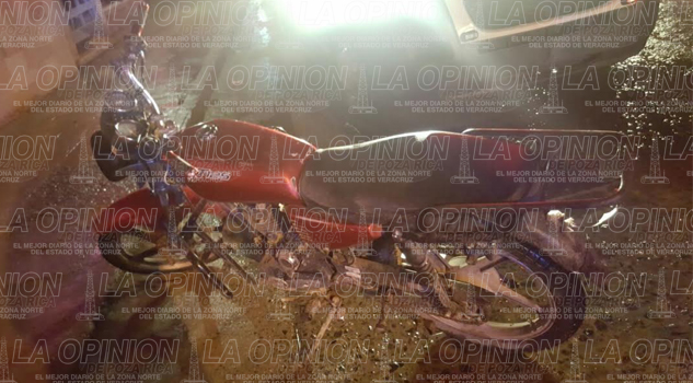 Motociclista se estrella contra un taxi motociclista-se-estrella-contra-un-taxi