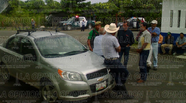 Precaución por bloqueo en la carretera Tuxpan-Tamiahua precaucion-por-bloqueo-en-la-carretera-tuxpan-tamiahua