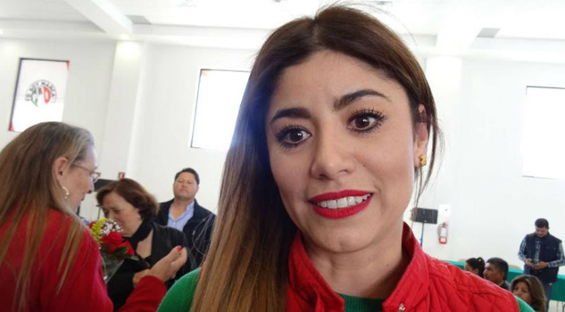 se-jubila-a-los-36-anos-con-pension-de-1