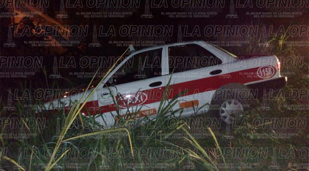 Taxista termina fuera de la carretera taxista-termina-fuera-de-la-carretera