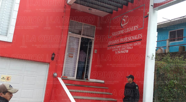 Acribillan a dos abogados acribilla-a-dos-abogados