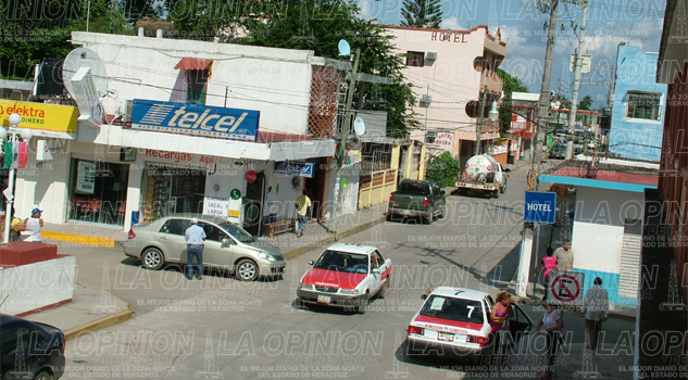 Alza al dólar pone en jaque a comerciantes alza-al-dolar-pone-en-jaque-a-comerciantes